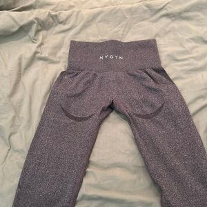 Never been warm NVGTN seamless leggings